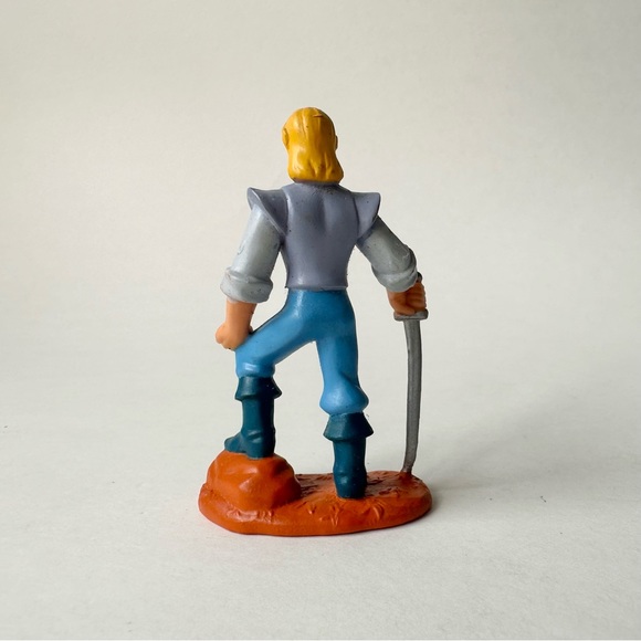 Vintage Pocahontas Burger King cup and figure Bundle - Picture 8 of 8